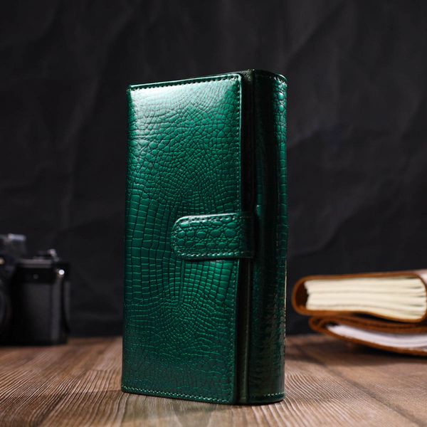 Лакований жіночий гаманець із блоком для візиток з натуральної шкіри ST Leather 19424 Зелений 19424 фото
