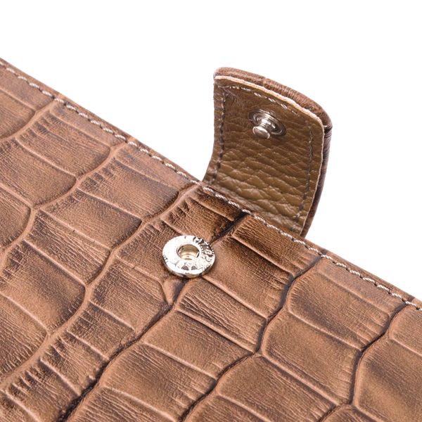 Необычное мужское портмоне с хлястиком из натуральной кожи с тиснением под крокодила KARYA 21196 Светло-коричневый 21196 фото