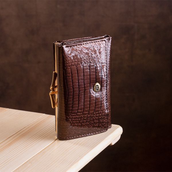 Гаманець жіночий ST Leather 18372 (S1201A) лакована шкіра Коричневий 18372 фото
