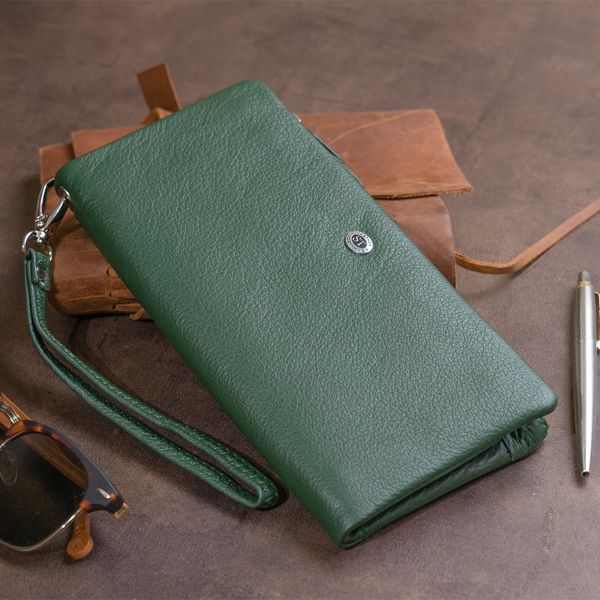 Гаманець-клатч зі шкіри з кишенею для мобільного ST Leather 19308 Зелений 19308 фото