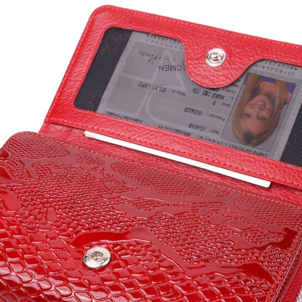 Яскраве жіноче портмоне з лакованої фактурної шкіри KARYA 21428 Червоний 21428 фото