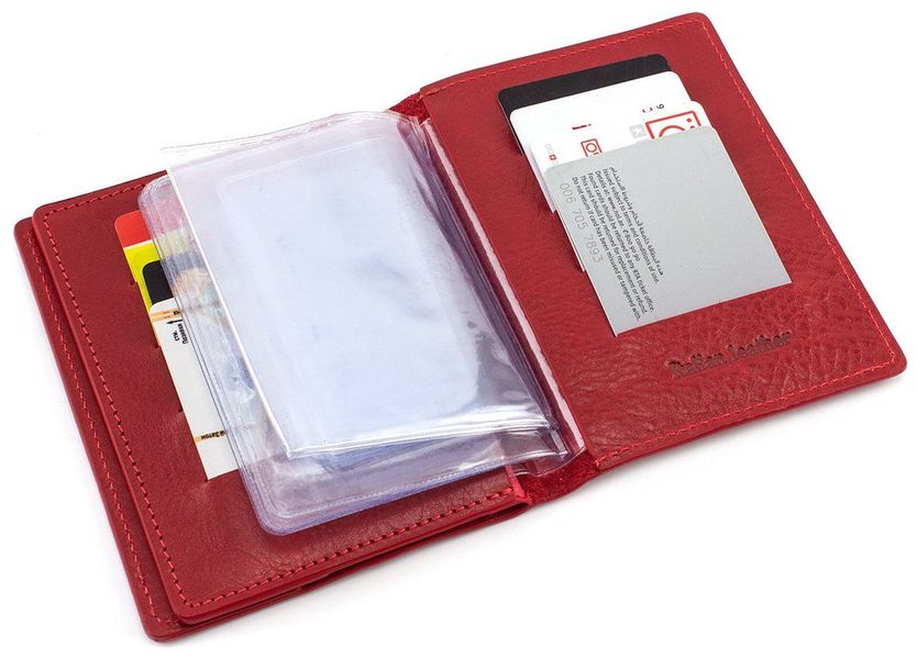 Червона шкіряна обкладинка для паспорта Grande Pelle 212660 212660 фото